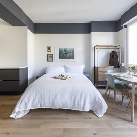 Easylife - Monolocale Con Balcone In Risorgimento